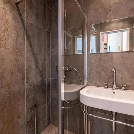 A Casa Di Cappelli - Magnifique Villa, Pieds Dans L'eau Avec Privée Villa *